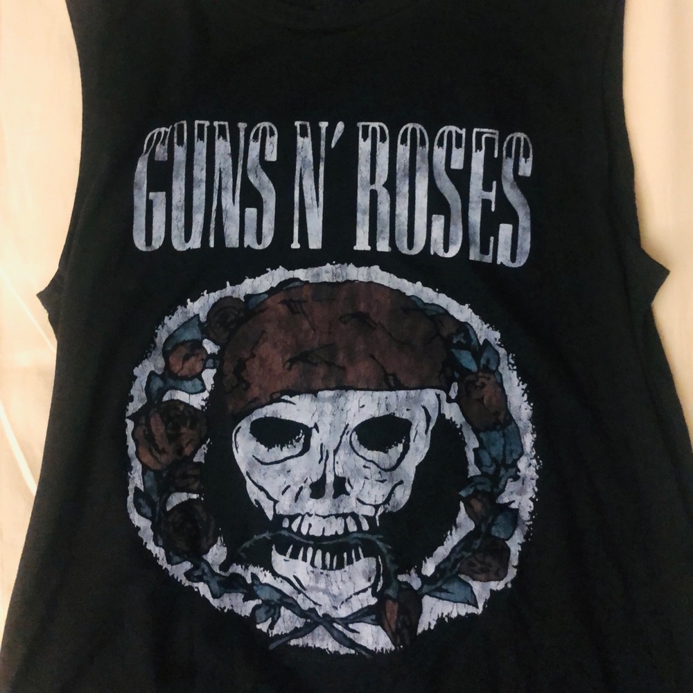 Guns & Roses Muscle Tee